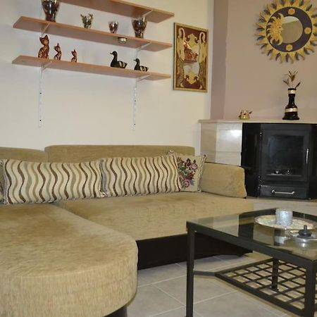 Vasiliki'S Cosy House Apartment Неа Миханиона Екстериор снимка